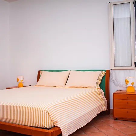 Mimosa Ad A 2km Dalla Per 6 Persone Villa