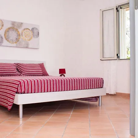 Villa Mimosa Ad A 2km Dalla Per 6 Persone Alghero