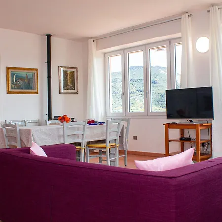 Villa Mimosa Ad A 2km Dalla Per 6 Persone